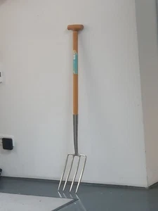 Garten-Grabegabel mit Holzgriff – 4 Zinken, stabil und langlebig - Bild 1 von 5