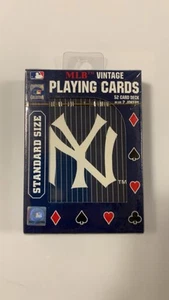MLB Vintage New York Yankees Standard Size Playing Cards - Picture 1 of 2