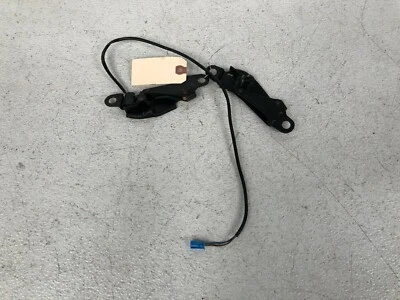 05-11 JUEGO RECEPTOR PESTILLO SUPERIOR MERCEDES BENZ SLK LH RH SLK300 SLK350 SLK55 LOTE2110 Foto 1 de 4