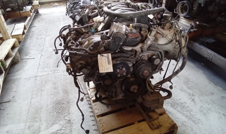 2009-2017 Toyota Tundra Engine - 5.7L (VIN W, 5th Digit) Flex Fuel, 128K Miles Foto 1 de 4