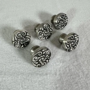 Set Of 5 Pewter Cabinet Knobs Drawer Pulls Paisley Pattern Satin VGC - Picture 1 of 9