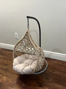 Pet Swinging Cushion Chair - Love Seat (Cats And Small Dogs) - Picture 1 of 3