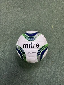 Mitre Ultimatch Größe 3 - weiß/grün - 10er Pack - Bild 1 von 1