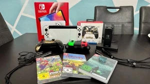 Nintendo Switch OLED 64 GB Inklusive Zubehörpaket und Spiele - Bild 1 von 7