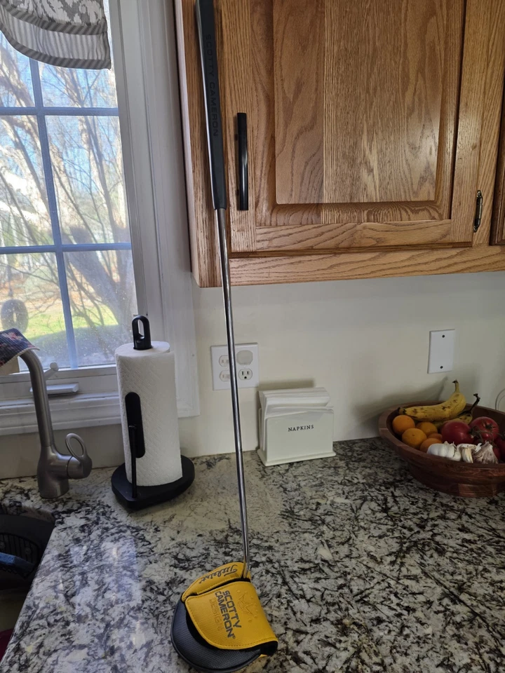 Titleist Scotty Cameron Phantom X 7.5 Putter 34 Inches with head cover - Image 1 of 4