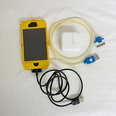 Apple iPhone 4 - 8GB - Black A1332 3 Cords Otter Box Bundle - Image 1 of 4