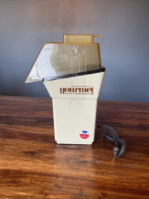 Vintage Hamilton Beach Scovill Popaire 5 Hot Air Popcorn Popper Model 518 Works - Image 1 of 4