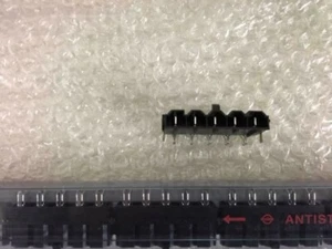 Molex MINI-FIT SR. 42820, 10 mm Steigung, 5 Wege, 1 Reihe, rechter Winkel Leiterplattenkopf - Bild 1 von 1