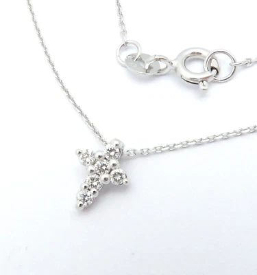 COLLAR COLGANTE CRUZ DIAMANTE NATURAL PEQUEÑO ORO BLANCO MACIZO 14K VS2-SI1 H Foto 1 de 4