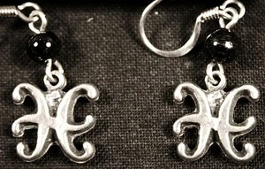 Zodiac earrings - Pisces (2/20-3/20) black bead - Picture 1 of 2