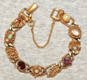 Goldette Charm Bracelet with Bee Crown Pansy and More Signed Vintage - Picture 1 of 3