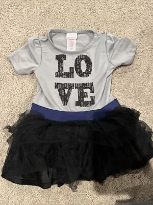 Vestido Xhilaration 12 Meses Usado en Excelente Condición Bebé Niñas Negro Gris  Foto 1 de 4