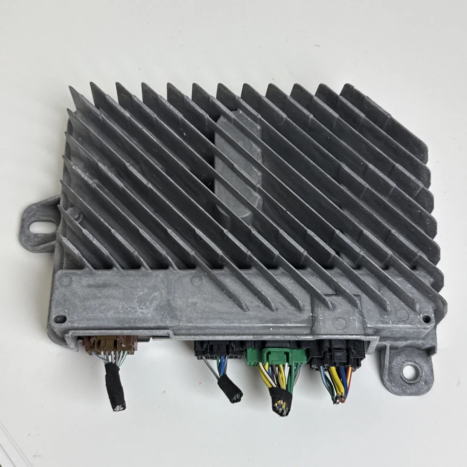 Cadillac CTS BOSE 2017 sistema de sonido amplificador de audio 84087761 OEM Foto 1 de 4