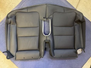 NEW OEM 2021-2023 TESLA MODEL X 3RD CUSHION SOFT TRIM COVER BLACK 1582435-06-H - Bild 1 von 3