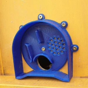 Bee Hive Entrance Reducer Beekeepers Rotating Gate Nuc Box or Mating Hive - Picture 1 of 2