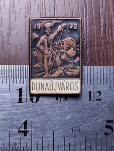HUNGARY Dunaújváros 1972 Sztálinváros Metal Badge Lapel Pin Cities