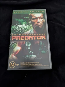 Predator 1987 Special Edition Schwarzenegger VHS - Picture 1 of 1