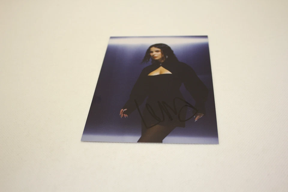 LENA MEYER LANDRUT signed Autogrammkarte 10x15 Autogramm (2318) - Bild 1 von 1