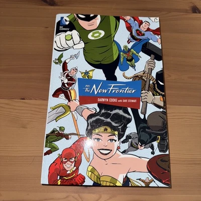 DC Comics The New Frontier Darwyn Cooke With Dave Stewart Book Graphic Novel - Image 1 of 4