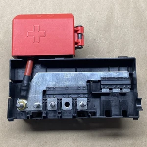 GM 84354716 BLOQUE DE FUSIBLES COMPARTIMENTO MOTOR DISTRIBUCIÓN BATERÍA - Imagen 1 de 15