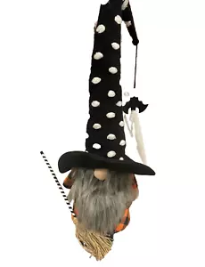 Nuevo MUDPIE Halloween Gnomo Bruja Fieltro Lienzo Decoración 30" x 8" Base Pesada - Imagen 1 de 7