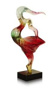 Escultura abstracta hecha de resina de color transparente. Hecho a mano color - Imagen 1 de 3