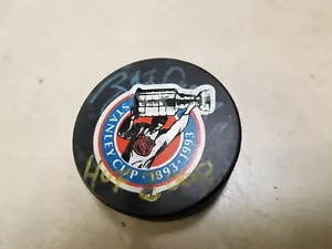 Brett Hull signed Stanley Cup Puck HOF Has wear # C373 - Picture 1 of 4