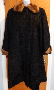 VINTAGE HEAVY BLACK PERSIAN LAMB COAT ~ BROWN MINK COLLAR & CUFFS WOMENS MEDIUM - Picture 1 of 5