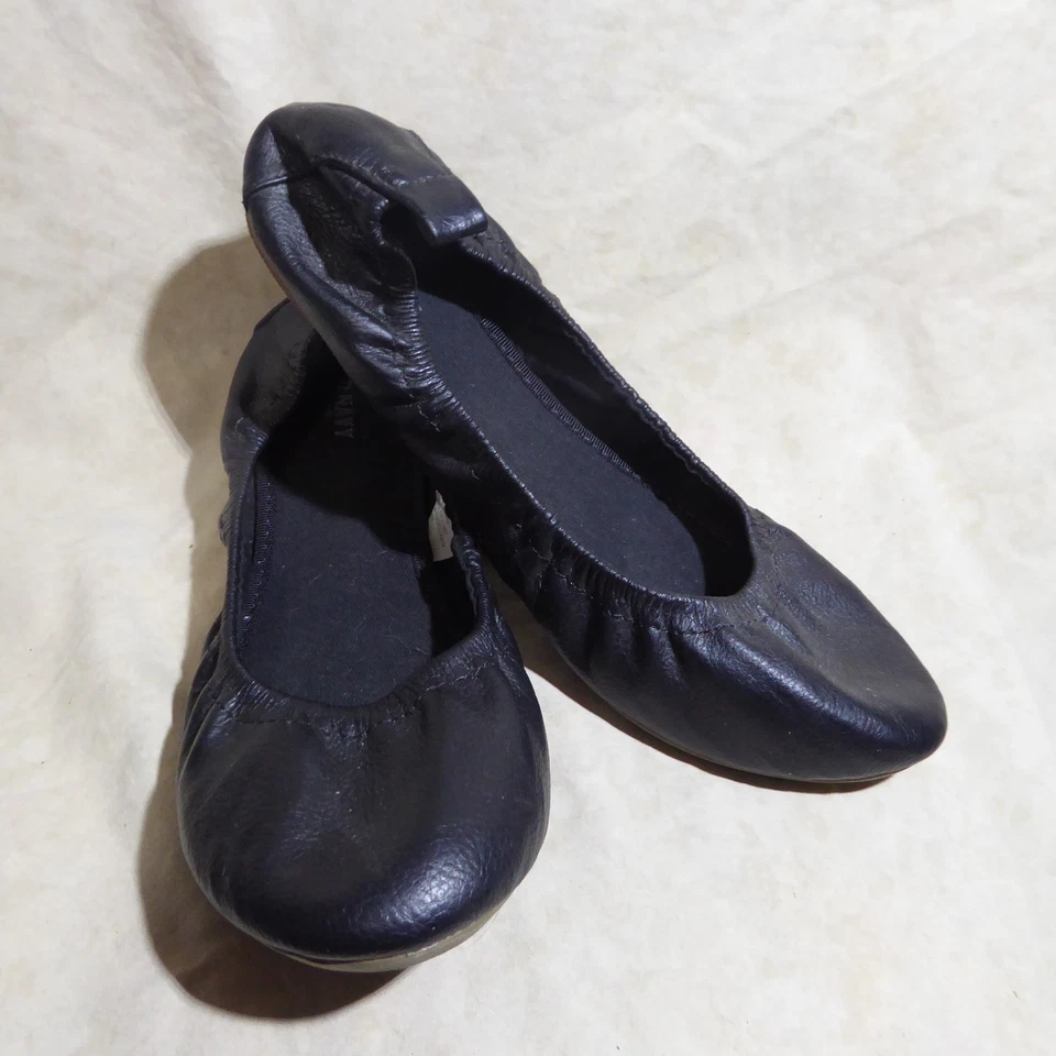 🩰 Sapatilhas de balé Old Navy tamanho 8 M luva couro preto macio; acolchoadas - Imagem 1 de 4