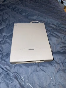 Toshiba FDD Attachment Case & External 3.5 Floppy Drive And CD-rom Drive - Picture 1 of 15