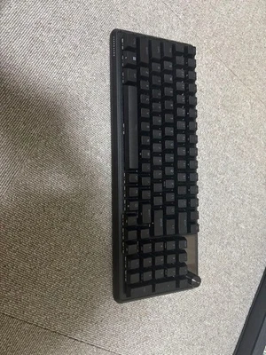 Corsair Vanguard Pro 96 Mechanical RGB Gaming Keyboard LCD Screen Unused - Image 1 of 4