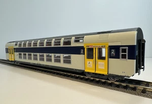 Vitrains 3046 - Personenwagen VB2N TER Nord Pas de Calais der SNCF in HO - Bild 1 von 20