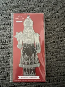 2022 Hallmark Keepsake Ornament Club 35th Anniversary Noble Nutcracker Gift - Picture 1 of 1