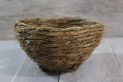 Nido de pájaro de heno artificial de 5,5 pulgadas x 3 pulgadas y decoración de jardín para el hogar Foto 1 de 3