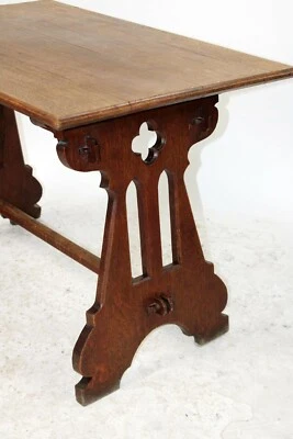 Antique French Solid Oak Gothic Ogee Writing Desk Table Bureau Plat Trestle Foto 1 de 4