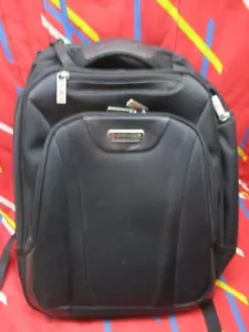 Wenger 17" Laptop Backpack WL1294BK RRP £100.00 - Picture 1 of 14