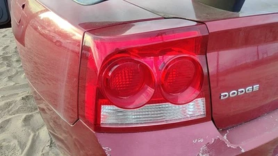 Оригинальный задний фонарь тормозной фонарь левый для Dodge Charger 2009–2010 годов выпуска 4806449ad - Изображение 1 из 4