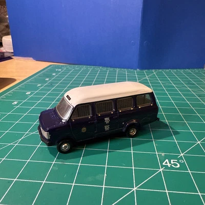 Tiny 1:76 Scale Hong Kong Police Ford Riot Truck - Image 1 of 4