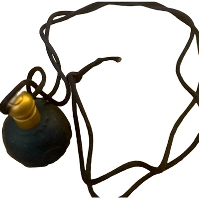 Raro Collar Colgante Perfume Estrellas Sol Luna Karl Lagerfeld 1994 Karl Lagerfeld Completo Foto 1 de 4