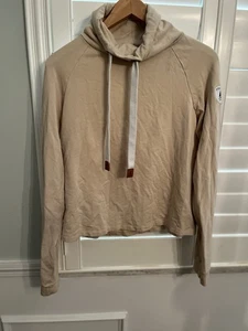 WANAKOME Morgan Pullover Sweatshirt Size M Tie Tan Khaki - Picture 1 of 2