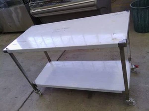 MOBILE GRADE 304 S/STEEL 1400x650m COMMERCIAL BENCH WITH LOCKABLE CASTORS - Picture 1 of 5