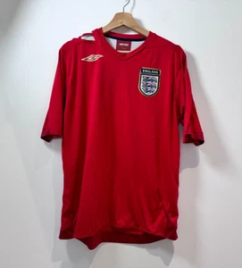Umbro England Fußballtrikot 2006-08 Auswärts Fußball Erwachsene Größe Large rot - Bild 1 von 11