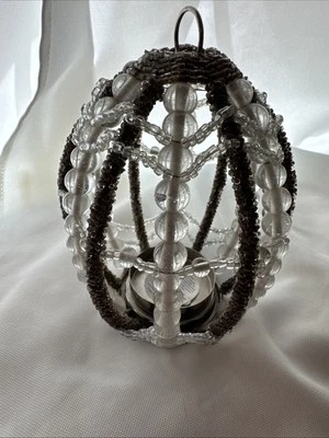 Portavelas votivo Pottery Barn 6" con cuentas huevo de Pascua cuentas de vidrio plateado Foto 1 de 4