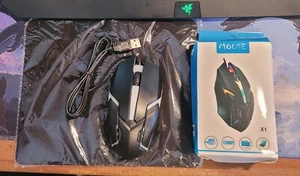 Mouse retroiluminado para juegos con cable con alfombrilla de ratón - Imagen 1 de 1
