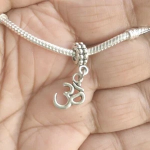 Antiguo Brazalete Con Cuentas Dije Plata Hermoso OM Namaste. - Imagen 1 de 3