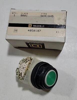 Square-D 9001-SKR1GH13, Green Pushbutton, Flush, Momentary, 1NO+1NC, 30mm  - Image 1 of 4