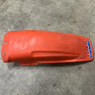 1983 Honda CR125 заднее крыло - Изображение 1 из 4