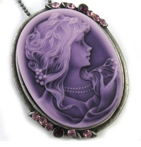 Collar colgante camafeo ovalado púrpura estilo antiguo para dama Foto 1 de 1