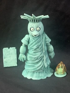 Five Nights At Freddys FNAF Liberty Chica Walmart Exclusive 5” Action Figure - Picture 1 of 5