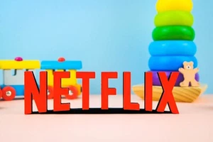 Netflix Logo 3D gedruckt Standschild Rollenspiel Spielzeug 20. Jahrhundert Fuchs Film - Bild 1 von 5